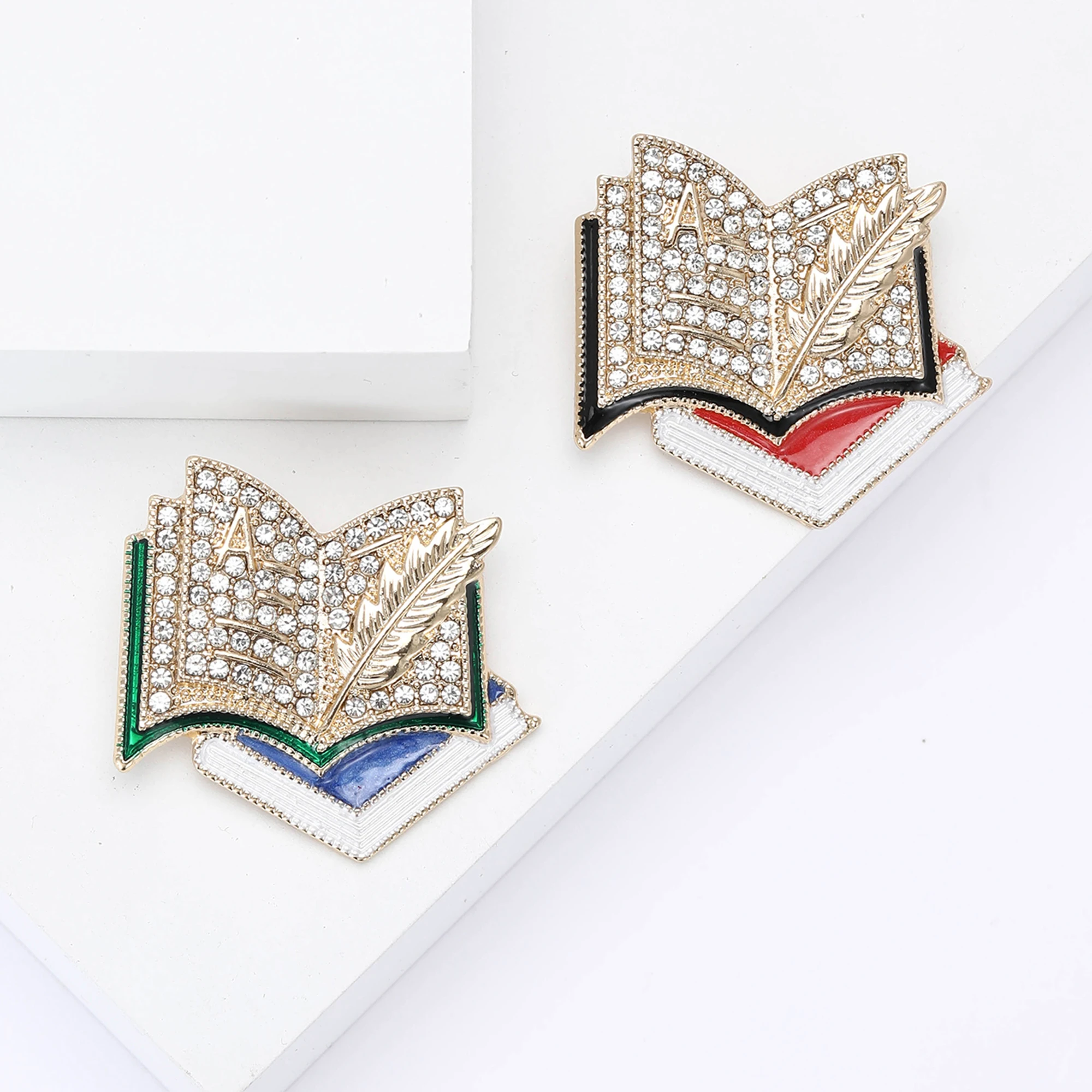 Mode strass plume livre broche - Women Accessories Drawing avis et prix
